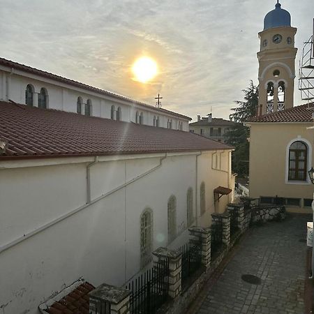 Arya Guesthouse Polygyros Bagian luar foto